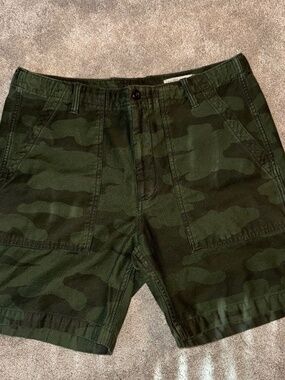 Outerknown The Field Short - Olive Night Camo - Size 36